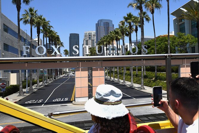 City Sightseeing Hop-On Hop-Off Bus Tour with Audio Guide - Santa Monica and Venice on the Yellow Route: Pier views to beach time
