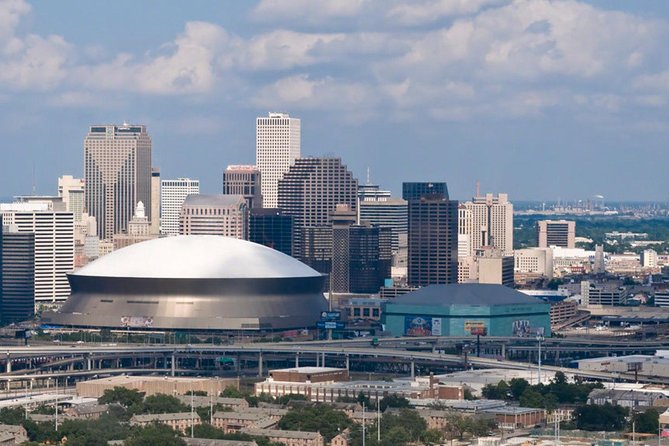 City Tour of New Orleans with Pickup - French Quarter to Esplanade Avenue: Seeing the City’s Showpieces First