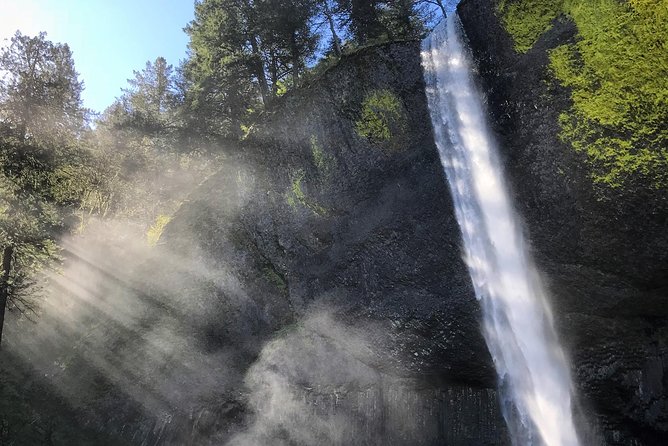 Columbia River Gorge Waterfalls Tour from Portland, OR - Riding Between Stops: Comfortable Van, Live Commentary