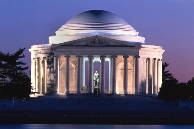 DC Memorials Night Tour: Glass-Roof Convertible Upgrade Option - Timing, Walking, and the One Bathroom Reality