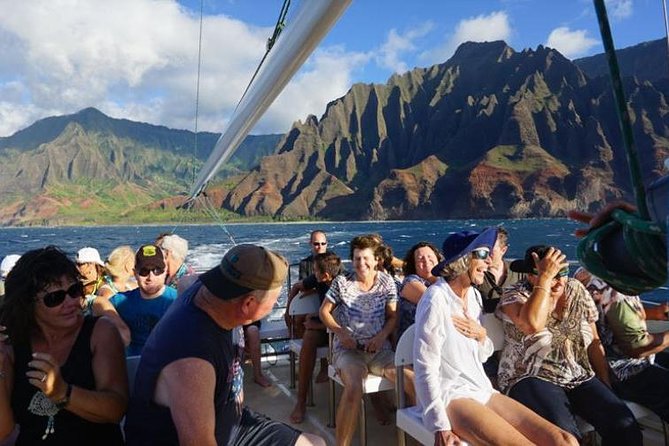 Deluxe Na Pali Sunset Tour on the Lucky Lady - Key Points Worth Your Attention