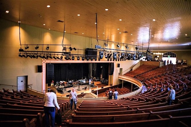 Discover Nashville City Tour with Entry to Ryman & Country Music Hall of Fame - Morning vs afternoon: how to match the tour to your day