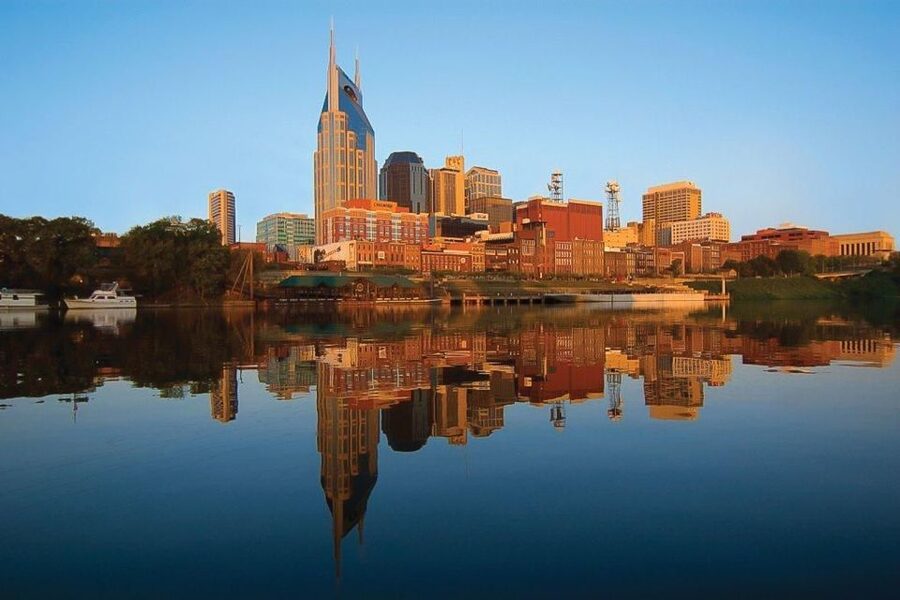 Discover Nashville: Fully Narrated Half-Day City Tour - Getting oriented on the van route: downtown landmarks, Honky Tonk Row, and Music Row