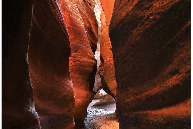 East Zion Crimson Canyon Hike & UTV Adventure - Small group size: why max five travelers changes the experience