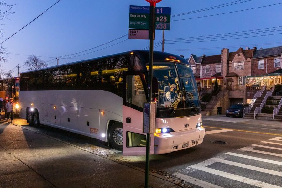 From Manhattan: 4-Hour Dyker Heights Holiday Lights Bus Tour - Dyker Heights on Foot: Why the 1-Hour Walk Is the Real Experience