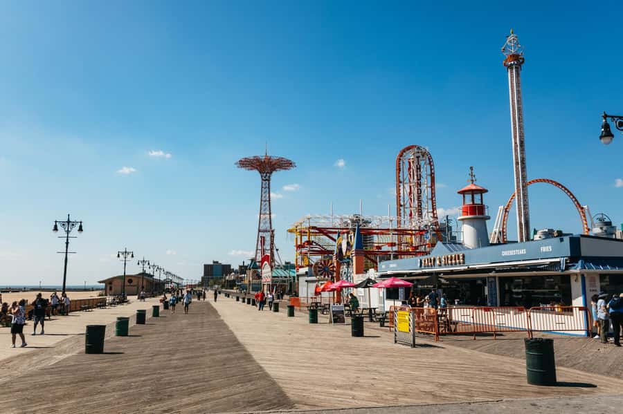 From Manhattan: Full-Day NYC Boroughs and Coney Island Tour - Why This Borough Bus Tour Works for First-Timers