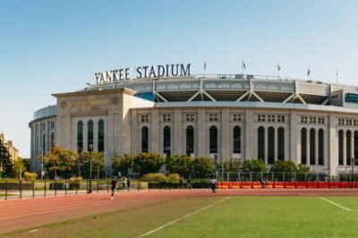 From Manhattan: Full-Day NYC Boroughs and Coney Island Tour