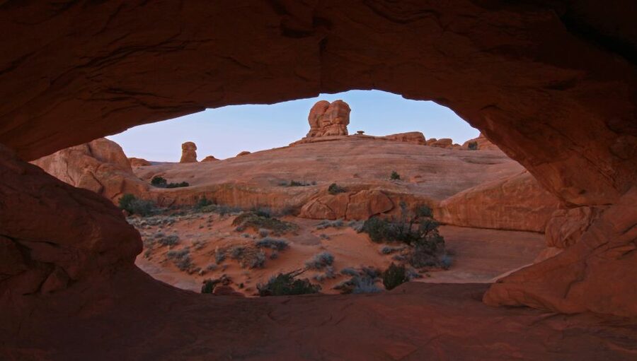 From Moab: Half-Day Arches National Park 4x4 Driving Tour - The Rocky Climb and the Sandstone Fins and Dunes You Cannot Recreate Yourself