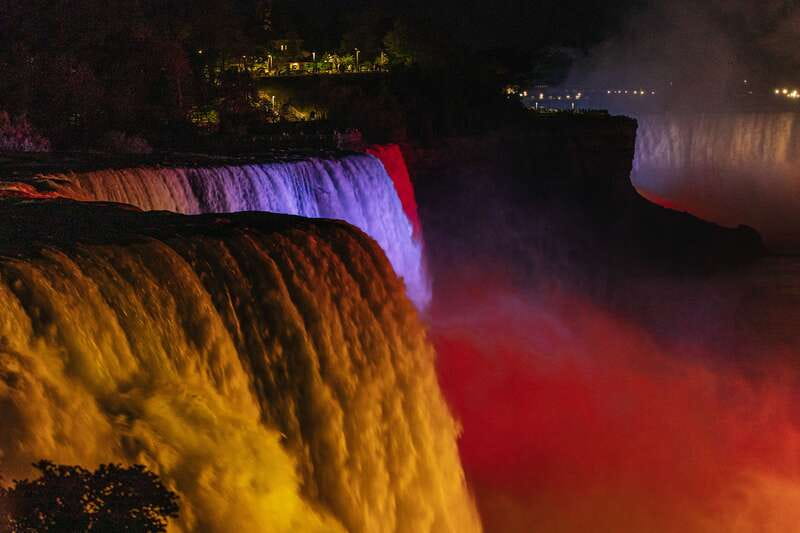 From New York City: Niagara Falls One Day Tour - What the Guides Do That Makes This Worth the Price