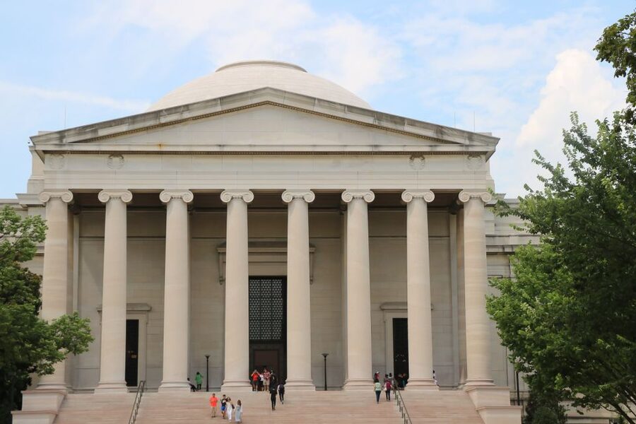 From NYC: Guided Day Trip to Washington DC by Van or Bus - Arlington National Cemetery and the Kennedy graves, where the mood shifts