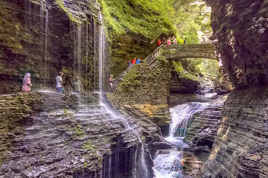 From NYC: Niagara Falls with Outlet Shopping, 2-Day Tour - Price and value: where the $340 goes