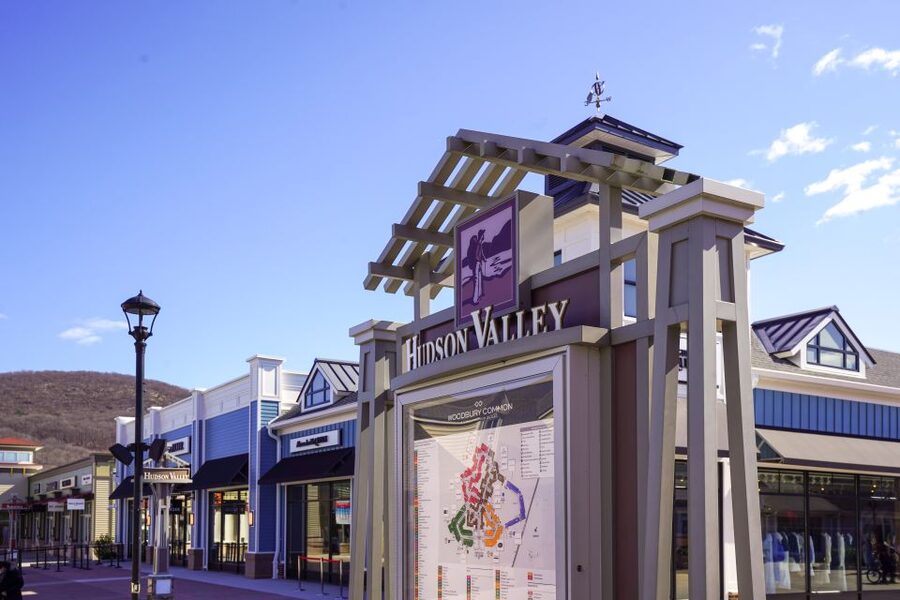 From NYC: Woodbury Common Premium Outlets Shopping Tour - Shopping Across 220+ Stores: Your Best Deal Comes From a Route