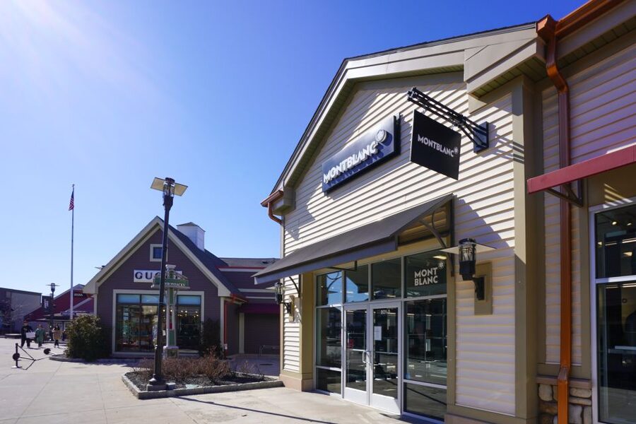 From NYC: Woodbury Common Premium Outlets Shopping Tour - Price and Value: Why $47 Can Make Sense for Your Budget