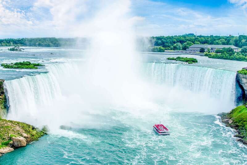 From Toronto: Niagara Falls Tour with Cruise & Maple Tasting - Guides, Drivers, and the Pace That Makes or Breaks a Day Tour