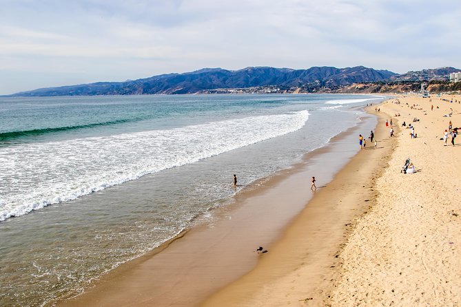Full-Day Iconic Sights of LA, Hollywood, Beverly Hills, Beaches and More - Santa Monica Pier stop, what 30 minutes is really for