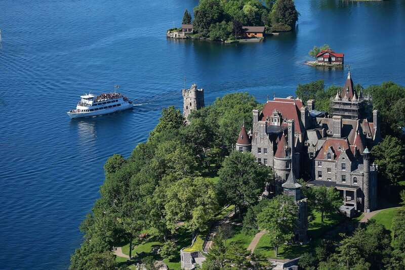 Gananoque: 1000 Islands Cruise & Optional Boldt Castle Entry - The charm of cruising the 1000 Islands from Gananoque