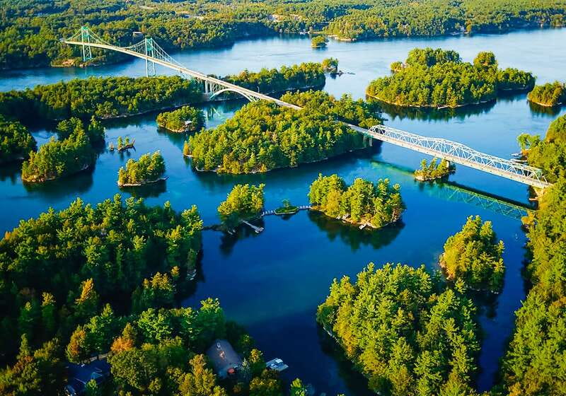 Gananoque: 1000 Islands Cruise & Optional Boldt Castle Entry - Audio commentary on the water, recordings plus occasional staff help