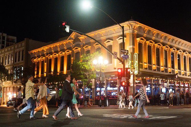 Gaslamp Quarter Food and Drink Tour: Brothels, Bites & Booze - Guides can make or break this kind of tour, and the good ones deliver