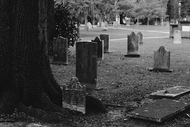 Genteel and Bard's Savannah Dark History and Ghost Encounter Walking Tour - The Final Stretch at Genteel and Bard Savannah and Nearby Landmarks