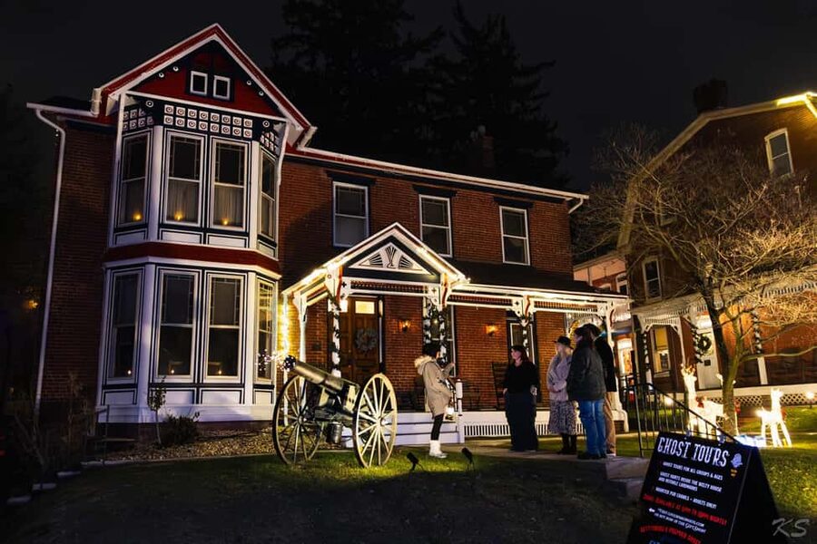 Gettysburg: Civil War Ghosts Walking Tour - Jennie Wade: the haunting angle that connects people to place