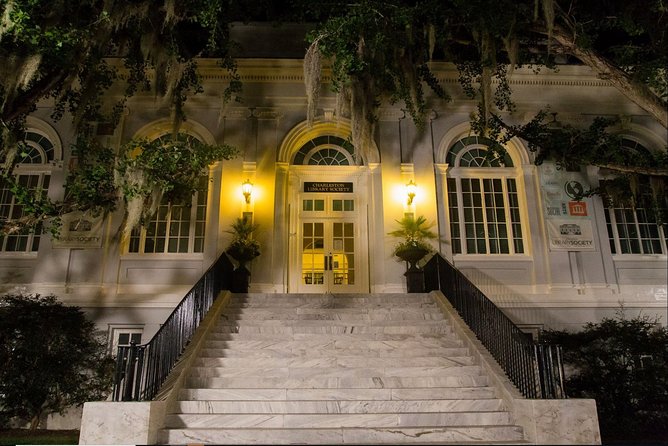 Ghosts of Charleston Night-Time Walking Tour with Unitarian Church Graveyard - Choosing Between Full Tour and Graveyard Only