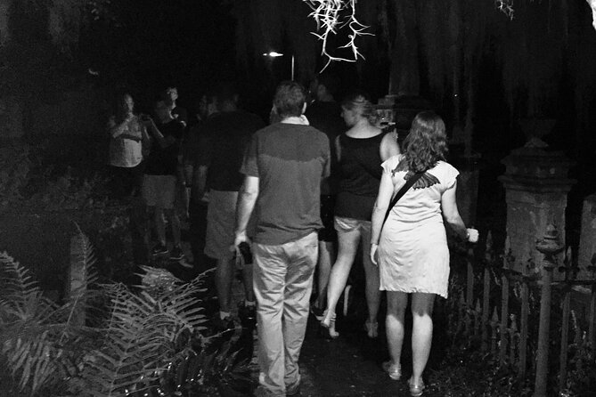 Ghosts of Charleston Night-Time Walking Tour with Unitarian Church Graveyard - Guide Styles Matter: Simon, Jerry, and Liz Set the Tone
