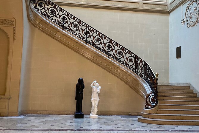 Gilded Age Mansions Tour in New York - Stop 5, 1009 5th Ave: the size surprise and the scholarship gift