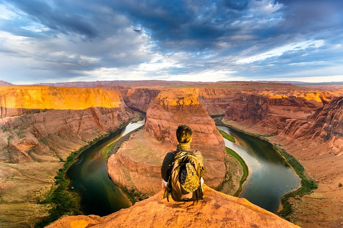Grand Canyon, Antelope Canyon, and Horseshoe Bend Day Tour - Stop 1: Horseshoe Bend, the short walk that earns its fame