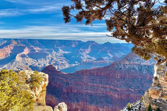 Grand Canyon National Park South from Las Vegas with Lunch, WiFi - Lunch, water, and WiFi: included perks that can save your day