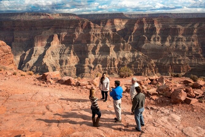 Grand Canyon West, Hoover Dam Stop and Optional Lunch and Skywalk - Guide and driver quality: what often makes or breaks the day
