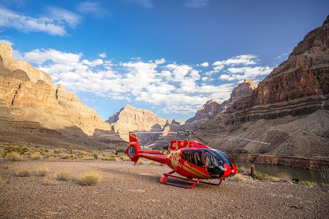 Grand Canyon West Rim Helicopter Tour with Champagne Toast - The flight out over Lake Mead and Hoover Dam, what to watch for from your seat