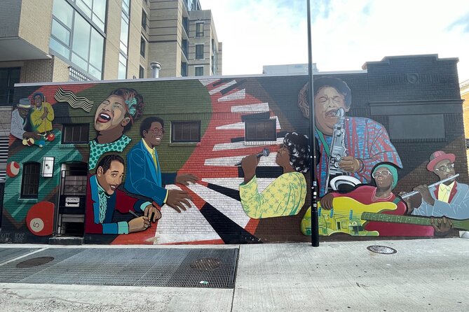 Guided African American History Tour with Reserved Museum Entry - A half-day DC story ride, ending at the big museum payoff