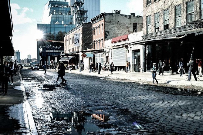 High Line and Chelsea Small Group Tour - The High Line segment: how an old rail line became a park you can actually enjoy