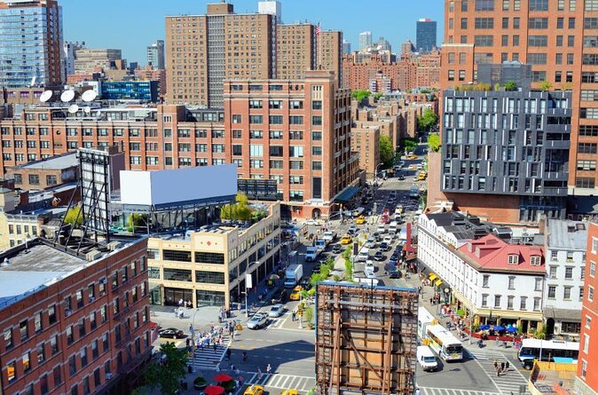 High Line and Chelsea Small Group Tour - Finding the guide at 401 W 15th St and getting your bearings fast