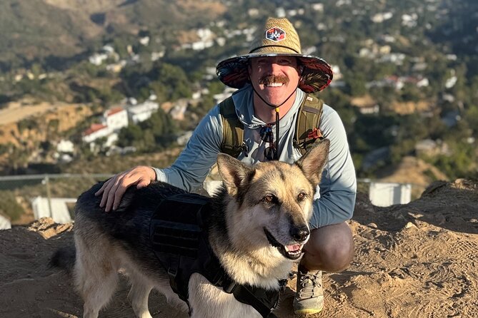 Hollywood Sign 2.5-Hour Tour with Comedians and Their Dogs - Hollywood Sign Walk, With Comedy and a Dog in the Lead
