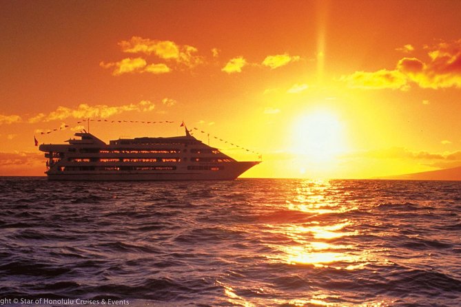 Honolulu: Three Star Deluxe Sunset Dinner Cruise and Show - Watching Diamond Head Turn the Sky: The Real Star of This Cruise