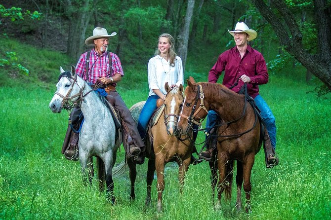 Horseback Riding on Scenic Texas Ranch near Waco - Key things I’d circle before you book