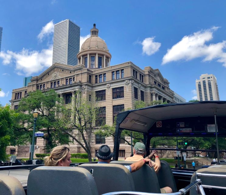 Houston: Guided City Tour by an Open-Top Double Decker Bus - First Views: Toyota Center and Discovery Green in the Convention Area