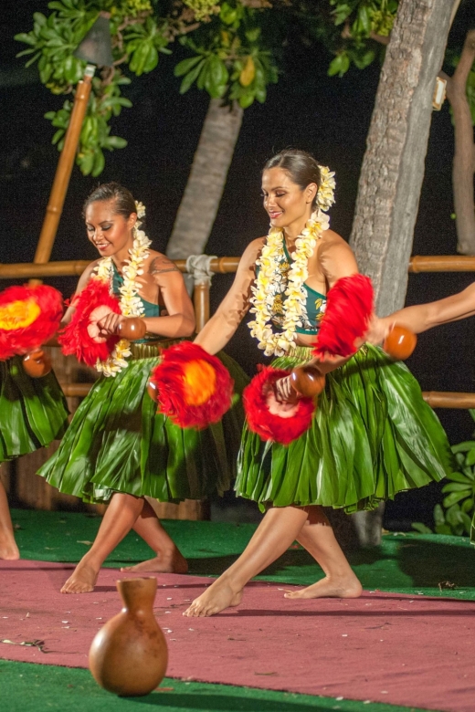 Kailua-Kona: Voyagers of the Pacific Luau with Buffet Dinner - Voyagers of the Pacific Show: Live Song, Dance, and Storytelling