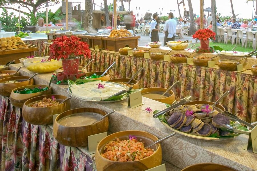 Kailua-Kona: Voyagers of the Pacific Luau with Buffet Dinner - Oceanfront Extras You Will Actually Notice