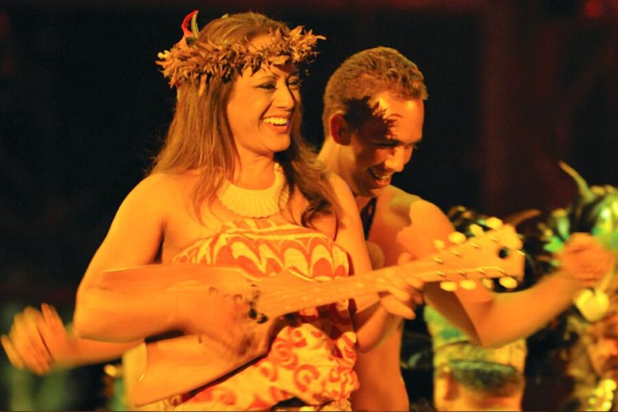 Kauai: Buffet Dinner with Open Bar and Luau Kalamaku Show - Should you book Luau Kalamaku at Kilohana Plantation?