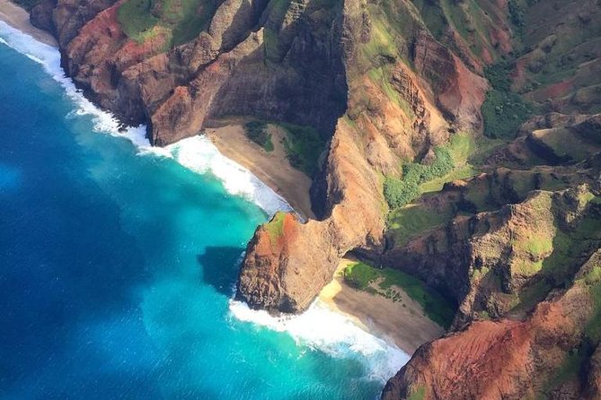 Kauai Deluxe Sightseeing Flight - Getting There at Lihue, and How to Avoid Motion-Sickness Regrets