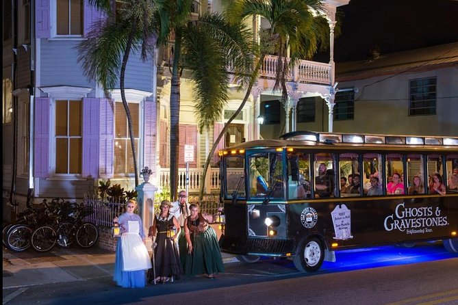 Key West Ghosts and Gravestones Trolley Tour - Why Key West Ghost Stories Work Best From the Trolley