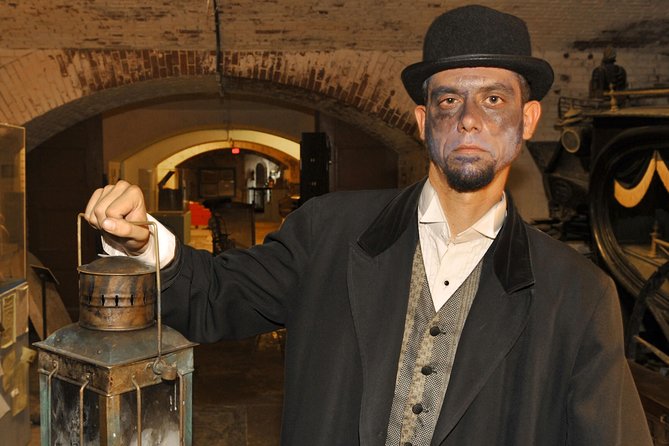 Key West Ghosts and Gravestones Trolley Tour - Price, time, and group size: what $39.85 really buys you