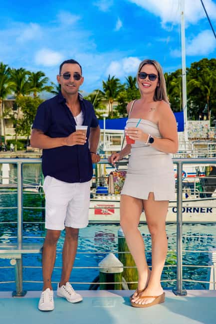 Key West Signature Sunset Cruise with Open Bar, Food & Music - The Sandie Cat Experience, Decks, and Why the Boat Size Helps