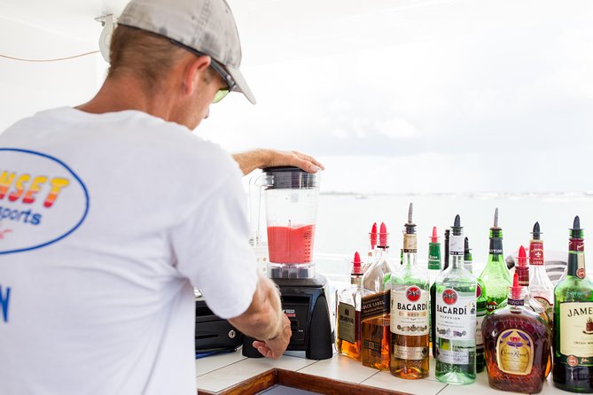 Key West Sunset Cruise: Dinner, Live Music & Drinks Included - Timing Tricks So You Don’t Miss the Main Event