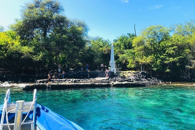 Kona Snorkel Tour: Captain Cook Reef Snorkel, Dolphin & Sea Caves - Snorkeling at Kealakekua Bay: gear, conditions, and how to get more from it