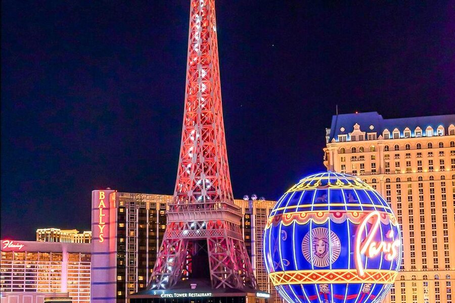 Las Vegas: Eiffel Tower Viewing Deck Entrance Ticket - Paris Las Vegas Eiffel Tower: a half-scale landmark that earns its hype