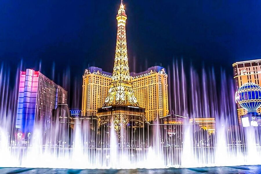 Las Vegas: Eiffel Tower Viewing Deck Entrance Ticket - Night timing and the Eiffel Tower Light Show every half hour