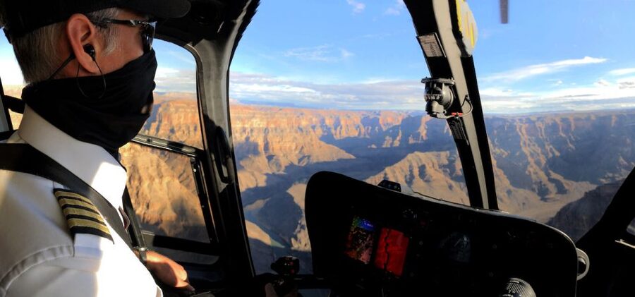 Las Vegas: Grand Canyon Helicopter Landing Tour - The Flight Over Lake Mead, Hoover Dam, and the Desert Country